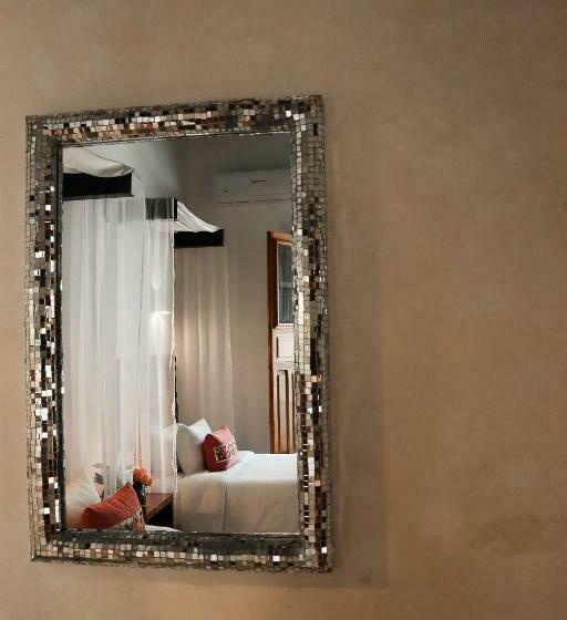 اتاق لوکس چهار تخته, Casa De Las Palomas Boutique Hotel By Paloma S Hotels   Adults Only