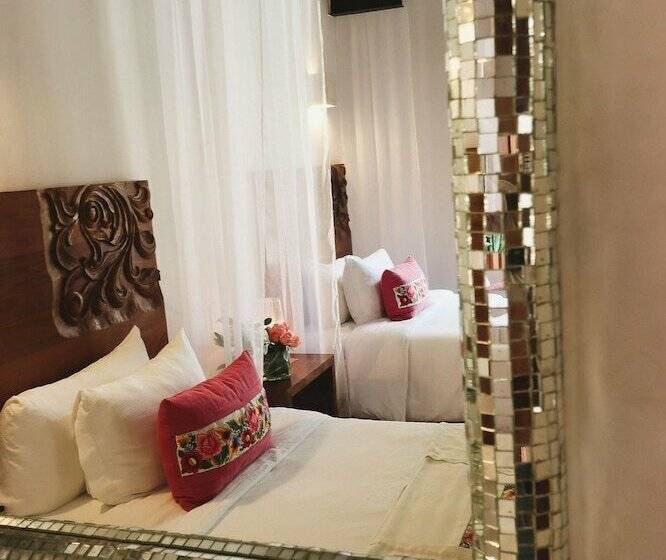 اتاق لوکس چهار تخته, Casa De Las Palomas Boutique Hotel By Paloma S Hotels   Adults Only