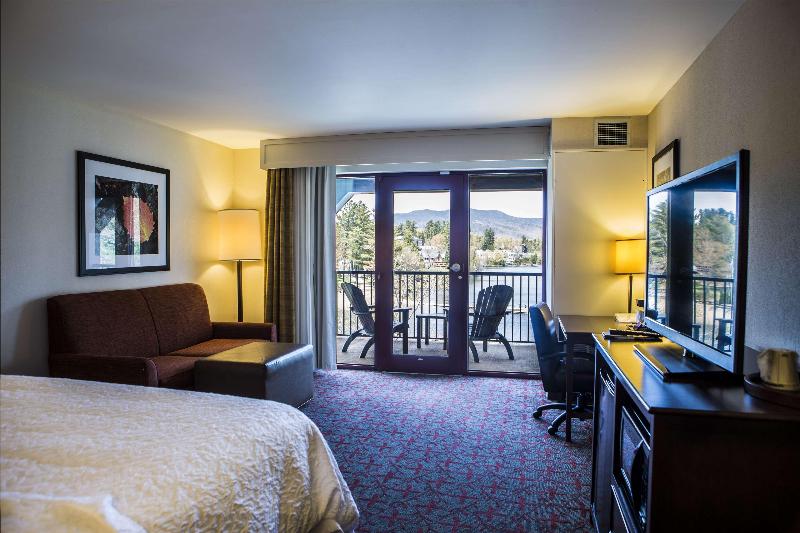 اتاق استاندارد با بالکن, Hampton Inn & Suites Lake Placid
