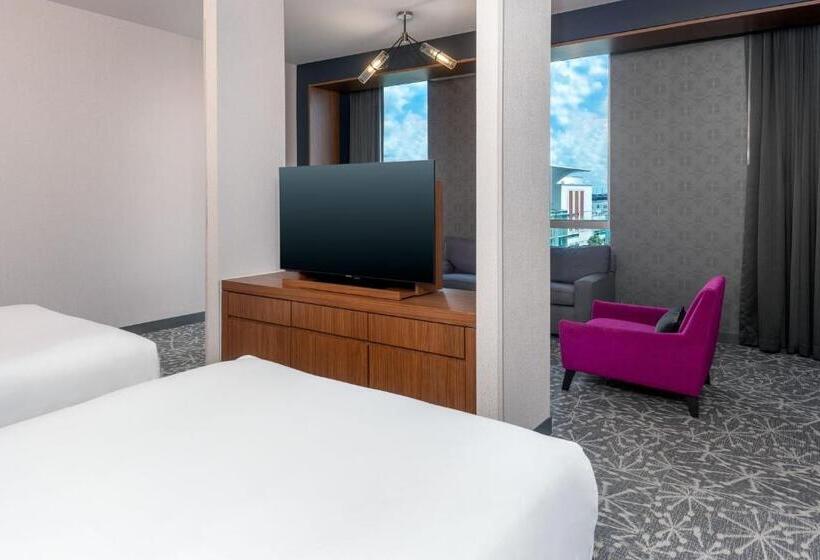 Suite, Aloft Orlando Downtown