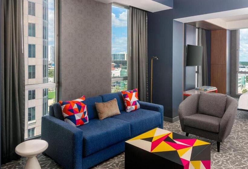 キングサイズベッドのスイートルーム, Aloft Orlando Downtown