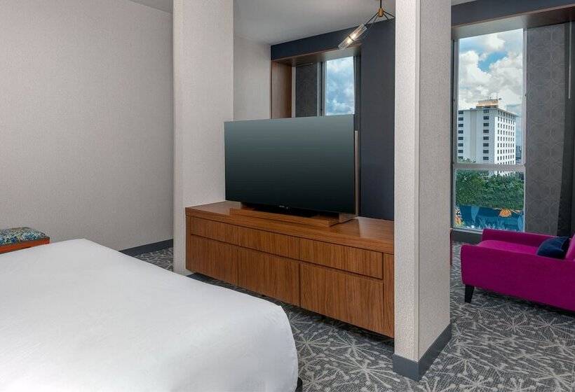 スイート, Aloft Orlando Downtown