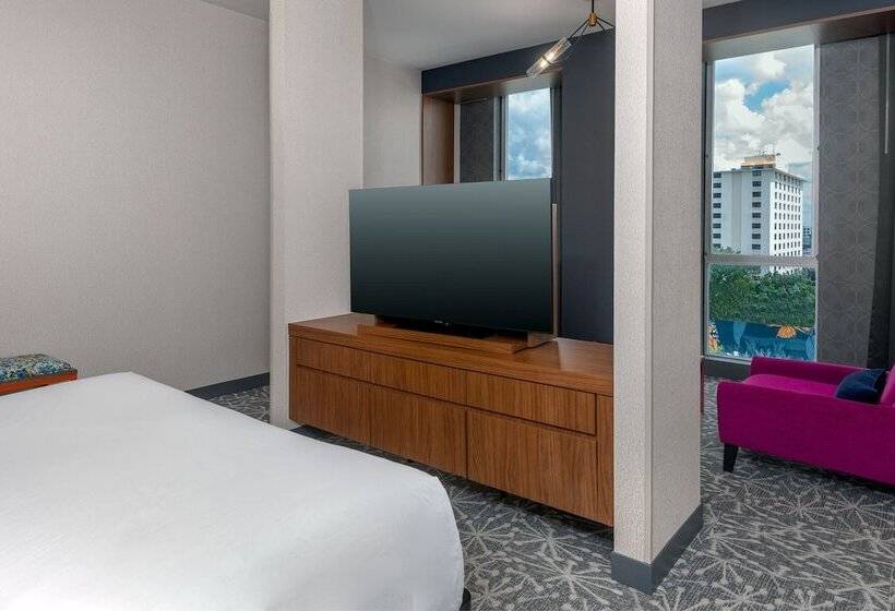 Suite, Aloft Orlando Downtown