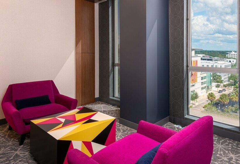 スイート, Aloft Orlando Downtown