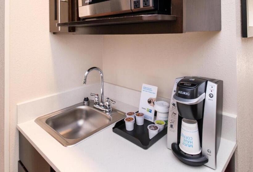 اتاق استاندارد, Holiday Inn Express & Suites Monroe, An Ihg