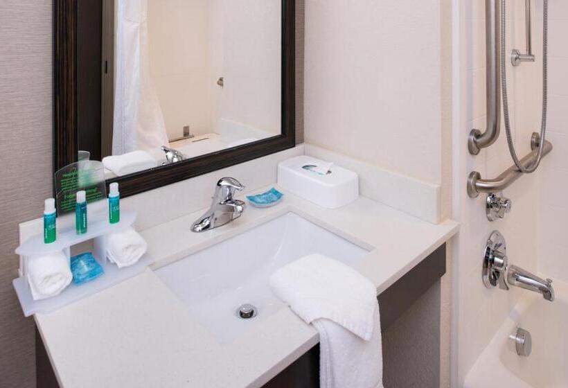 سوئیت برای معلولان, Holiday Inn Express & Suites Monroe, An Ihg