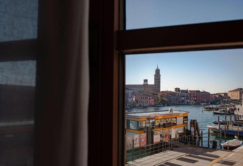 سوئیت با چشم‌انداز, Hyatt Centric Murano Venice
