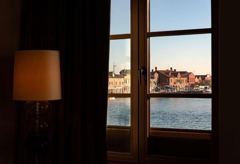 سوئیت جونیور با چشم‌انداز, Hyatt Centric Murano Venice