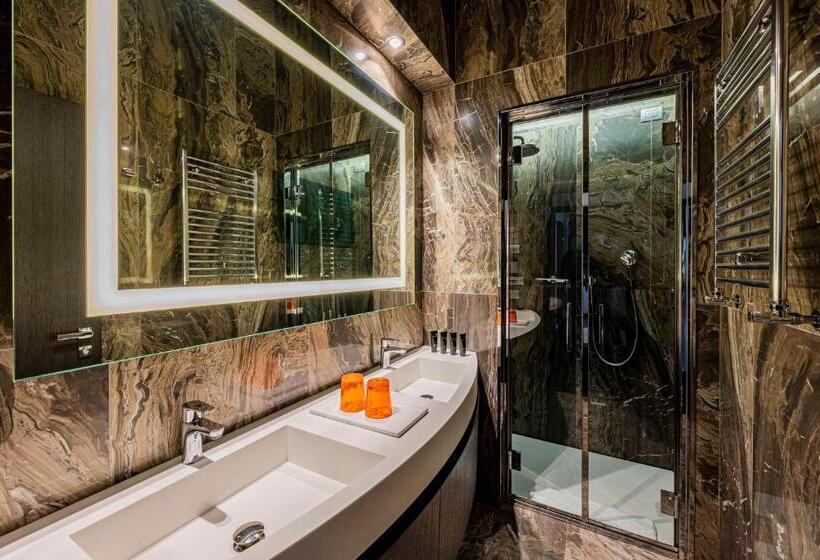 سوئیت با چشم‌انداز, Hyatt Centric Murano Venice
