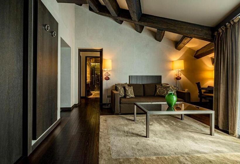 سوئیت با چشم‌انداز, Hyatt Centric Murano Venice