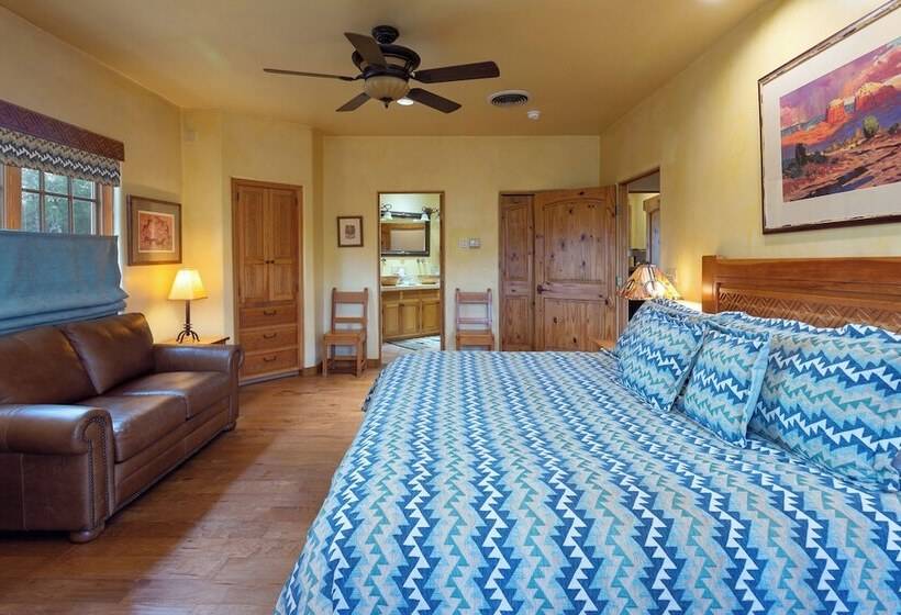 اتاق پنت هاوس, Inn On La Loma Plaza