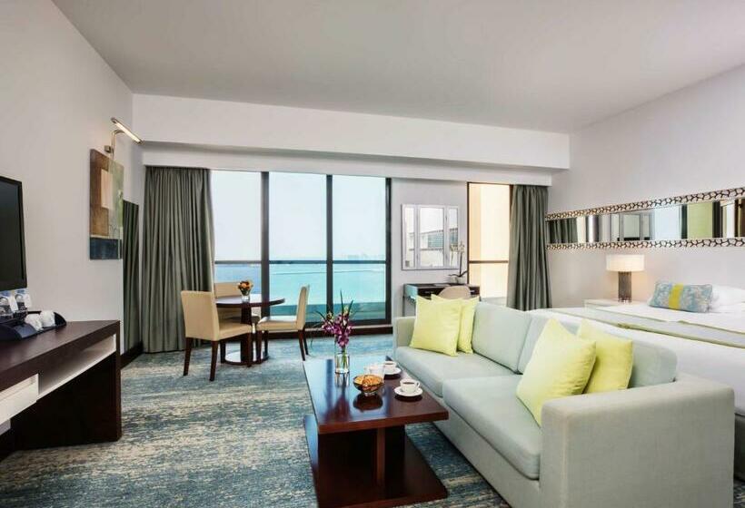 سوییت جونیور با چشم‌انداز دریا, Ja Ocean View Hotel, Jumeirah Beach Dubai