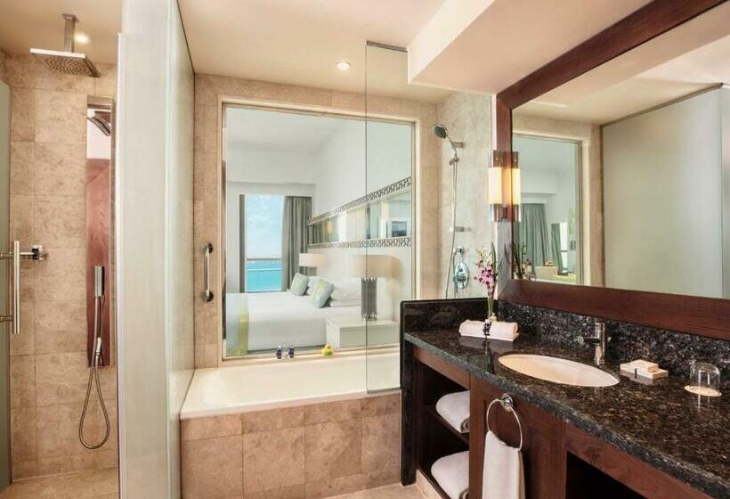 سوییت جونیور با چشم‌انداز دریا, Ja Ocean View Hotel, Jumeirah Beach Dubai