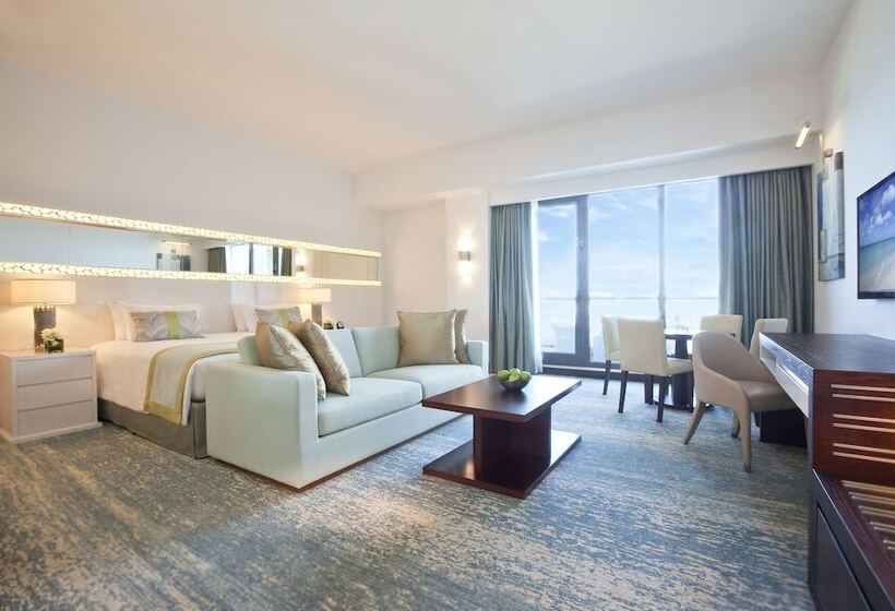 سوییت جونیور با چشم‌انداز دریا, Ja Ocean View Hotel, Jumeirah Beach Dubai