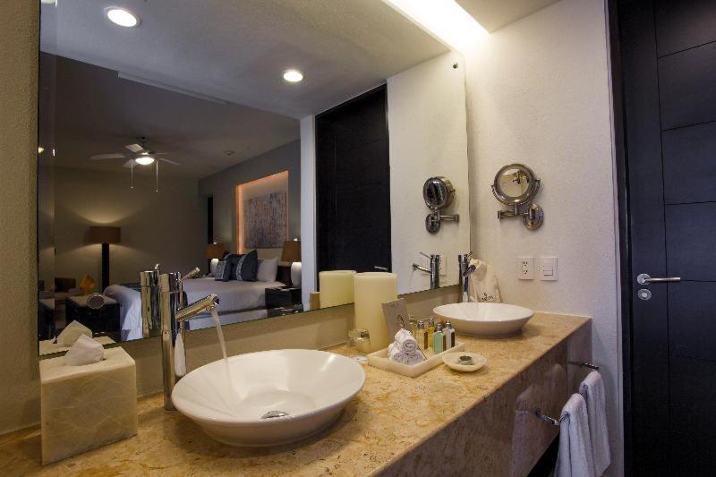 Standard Room, Marival Residences Luxury Resort Nuevo Vallarta