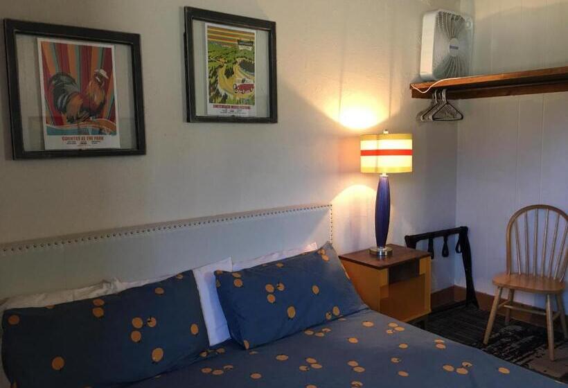 اتاق استاندارد با تخت بزرگ, The Viking Lodge   Downtown Winter Park Colorado