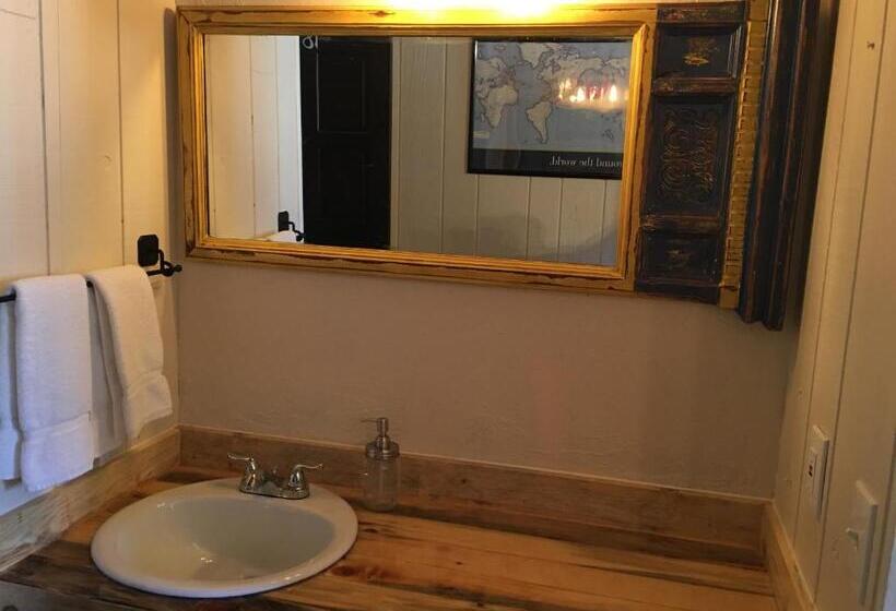 اتاق استاندارد با تخت بزرگ, The Viking Lodge   Downtown Winter Park Colorado