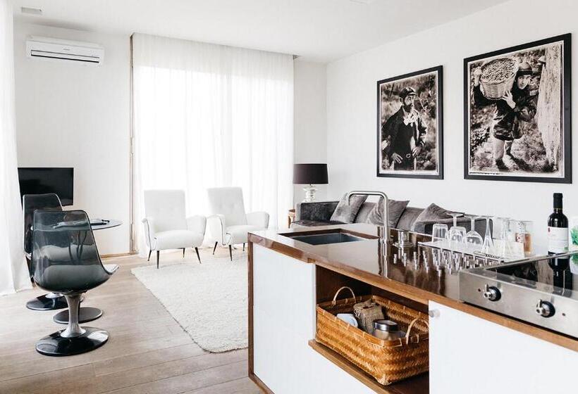 Suite, Riva Lofts Florence