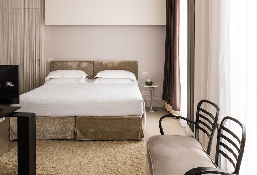 استودیوی استاندارد, Riva Lofts Florence