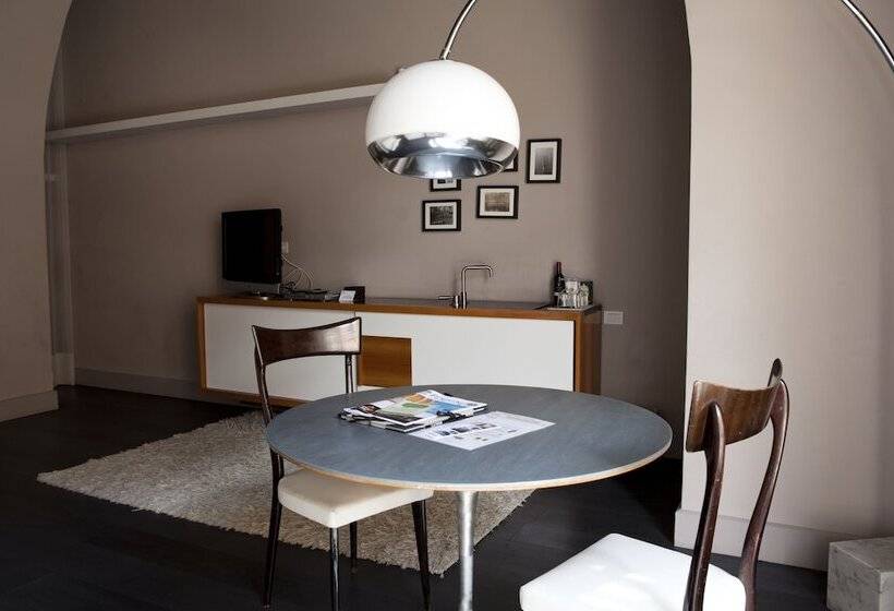 Monolocale Superiore, Riva Lofts Florence