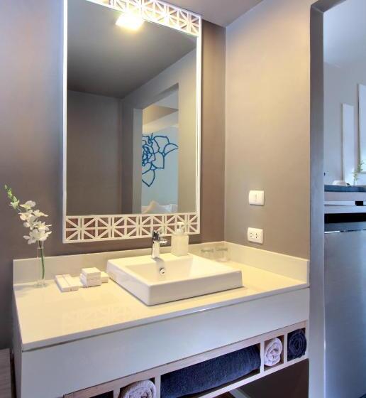 اتاق لوکس, Sentido Khao Lak
