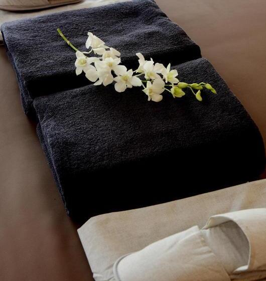 بانگلوی لوکس, Sentido Khao Lak