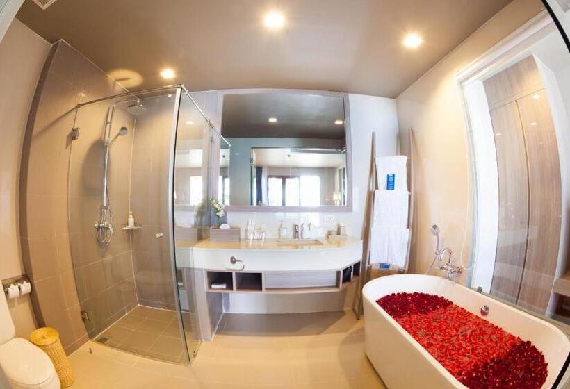 بانگلوی لوکس, Sentido Khao Lak