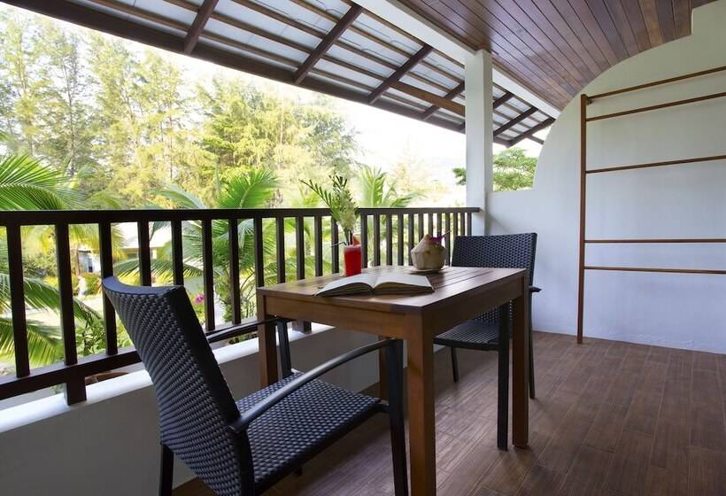 اتاق لوکس, Sentido Khao Lak