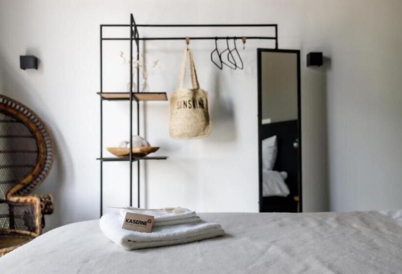 اتاق لوکس, Kaserne Boutique