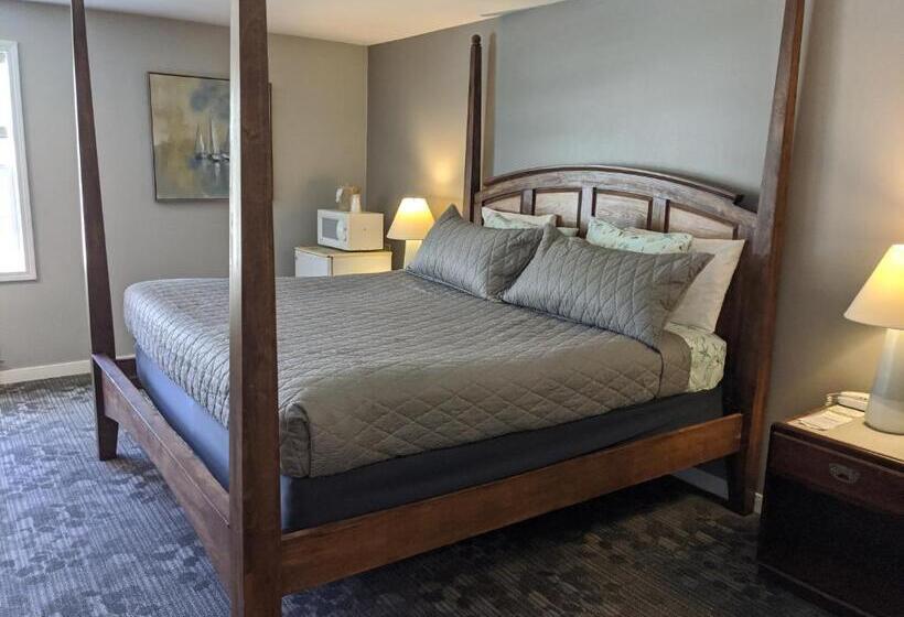 اتاق لوکس با تخت بزرگ, Beach Harbor Resort
