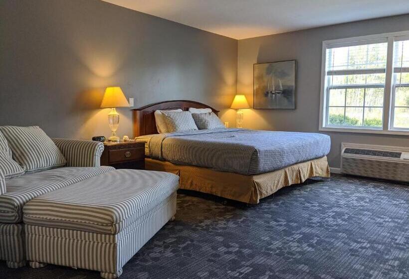 اتاق لوکس با تخت بزرگ, Beach Harbor Resort