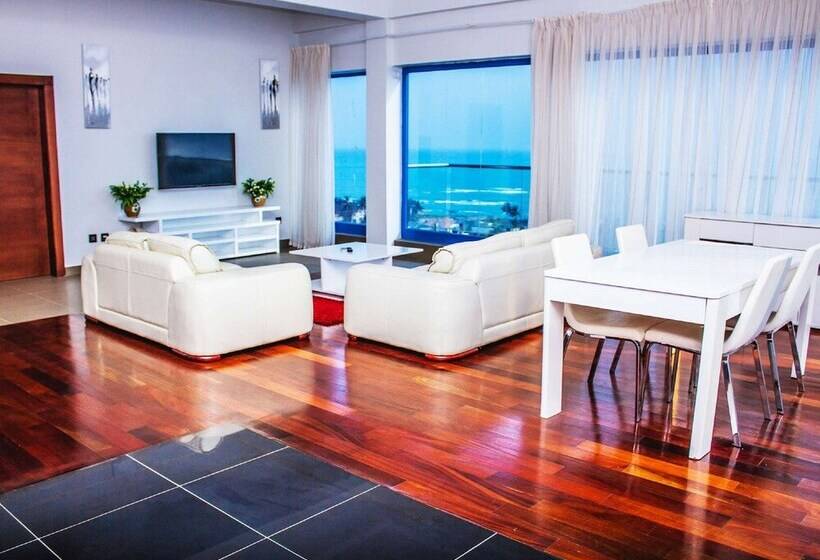 سوییت با چشم‌انداز دریا, Best Western Plus Serene Atlantic