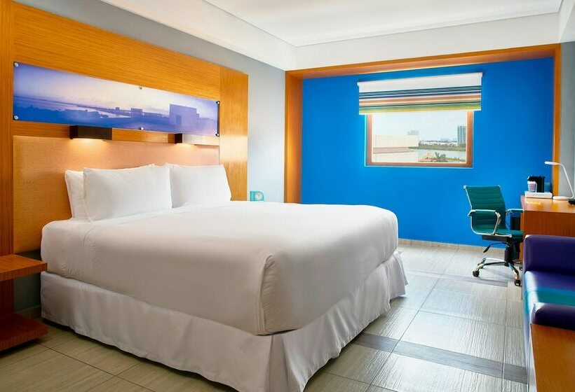 Standard Room Double Bed, Aloft Cancun