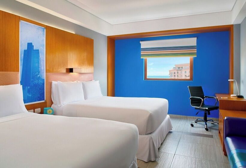 Standard Room 2 Double Beds, Aloft Cancun