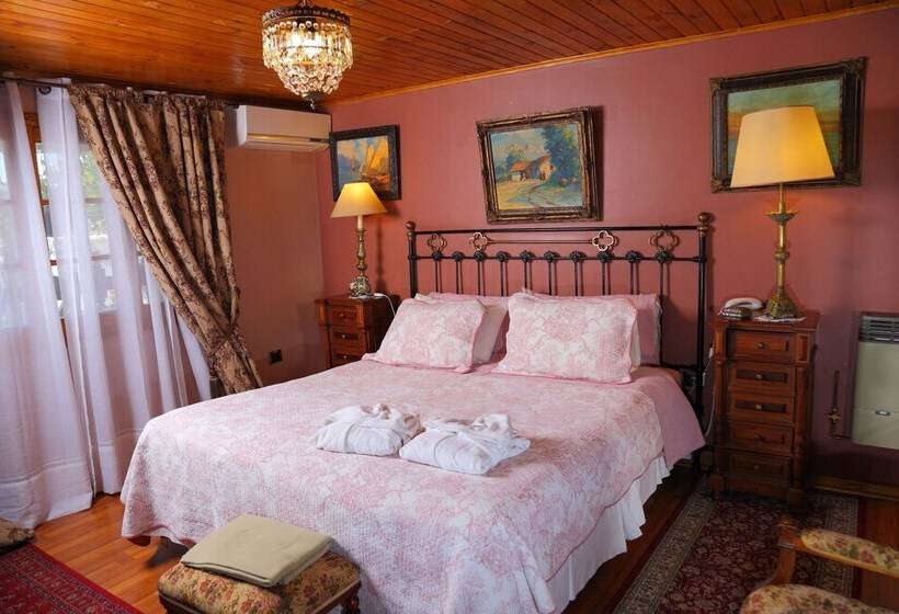 سوئیت جونیور با چشم‌انداز کوهستان, Boutique Vendimia Premium