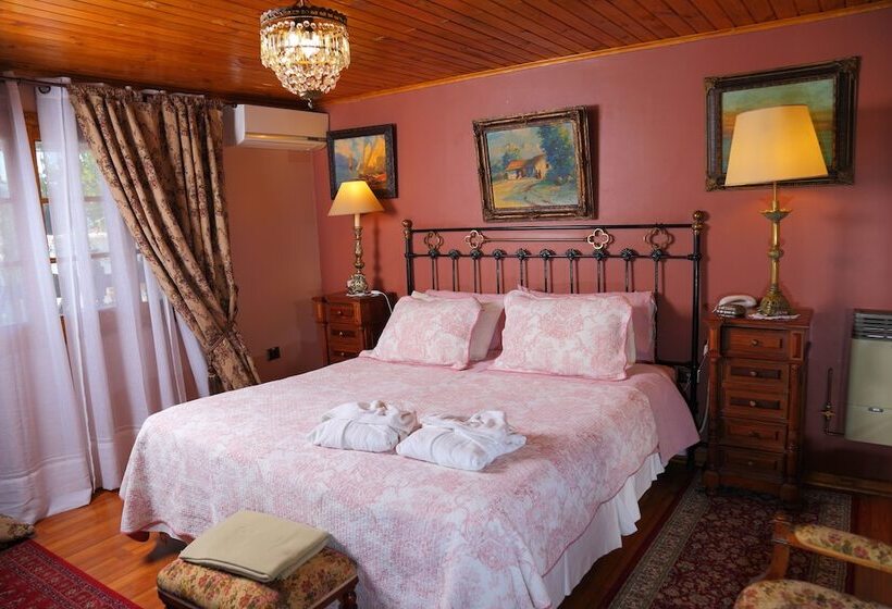 سوئیت جونیور با چشم‌انداز کوهستان, Boutique Vendimia Premium