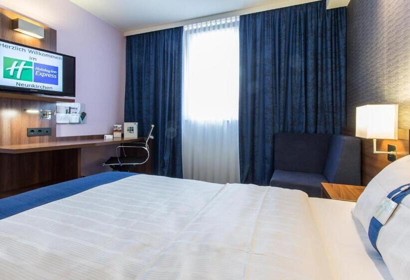 Habitación Estándar, Holiday Inn Express Neunkirchen