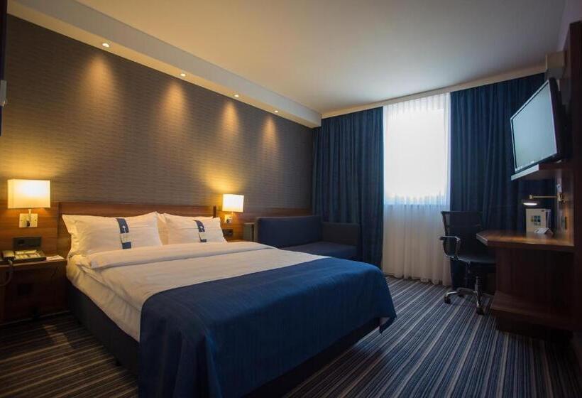 Chambre Standard, Holiday Inn Express Neunkirchen