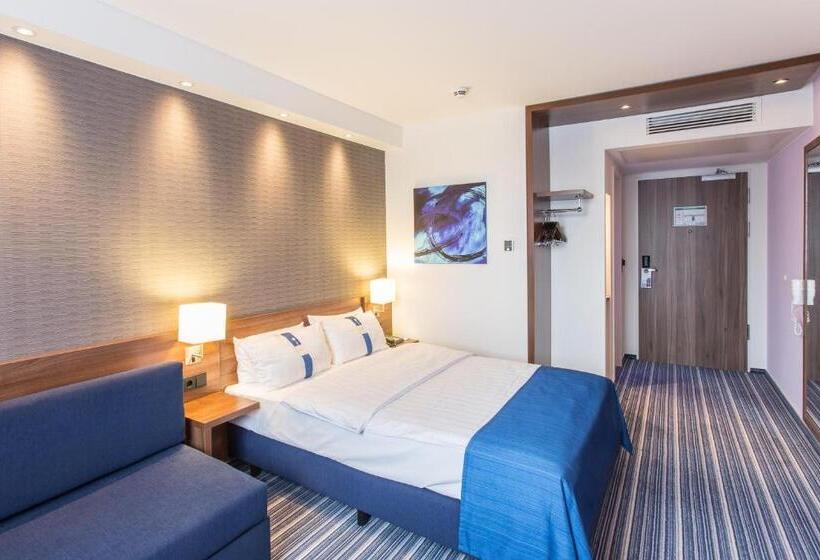 Chambre Standard, Holiday Inn Express Neunkirchen