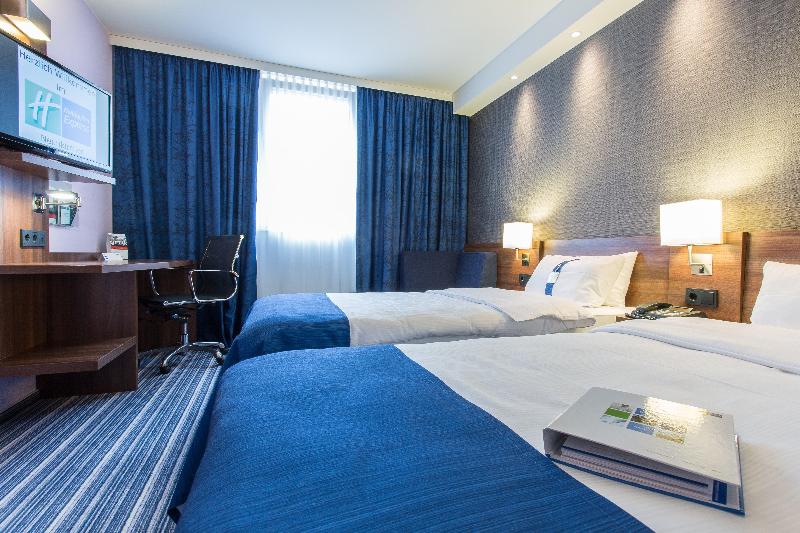 اتاق استاندارد, Holiday Inn Express Neunkirchen, An Ihg
