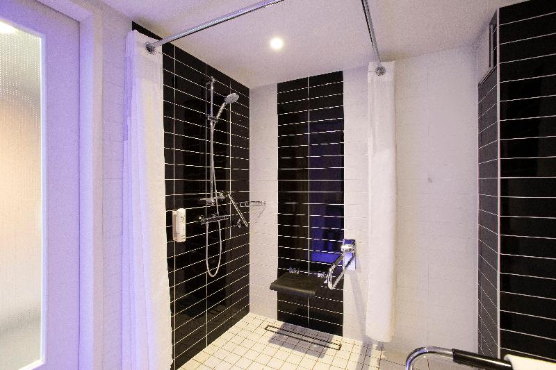 اتاق استاندارد, Holiday Inn Express Neunkirchen, An Ihg