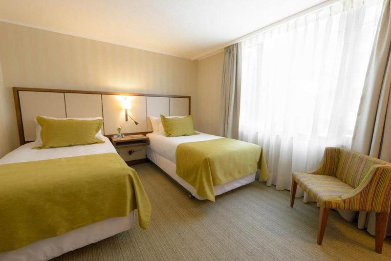 اتاق اجرایی, Abba Presidente Suites Santiago