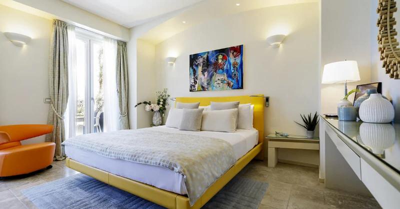 اتاق سوپریور با چشم‌انداز جانبی دریا, Villa Blu Capri