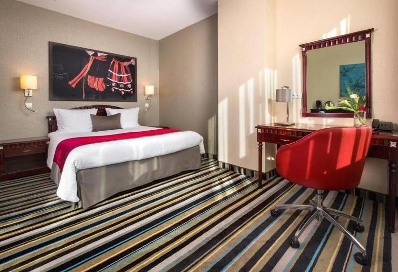 سوییت جونیور, Leonardo Royal Hotel Warsaw