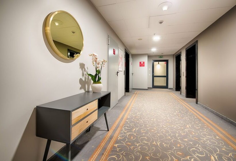 اتاق راحتی, Leonardo Royal Hotel Warsaw