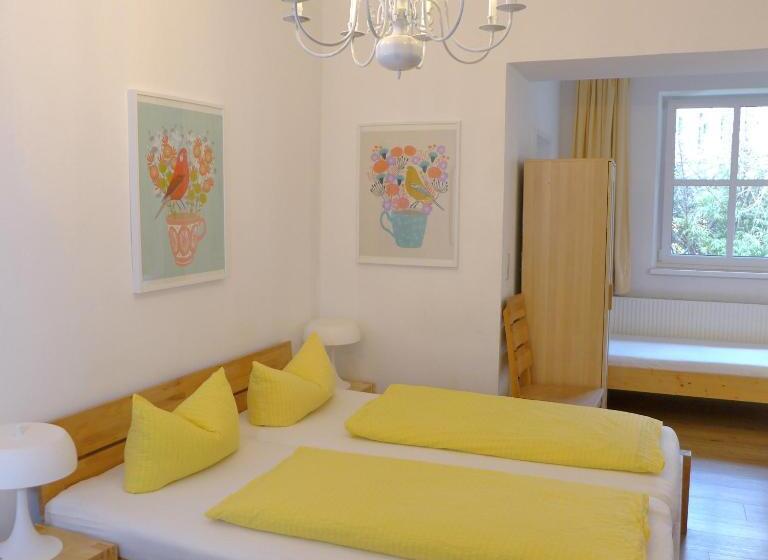 اتاق استاندارد یک نفره, Pension Stoi Budget Guesthouse
