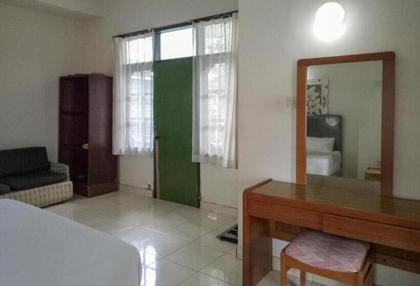 اتاق سوپریور, Daton House Near Bali Zoo Ubud Mitra Reddoorz
