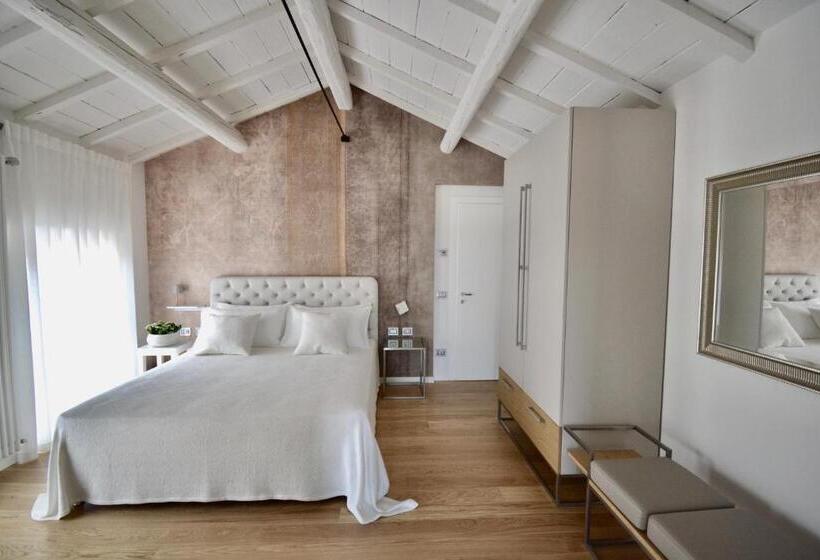 اتاق استاندارد, Rubiera Relais B&b