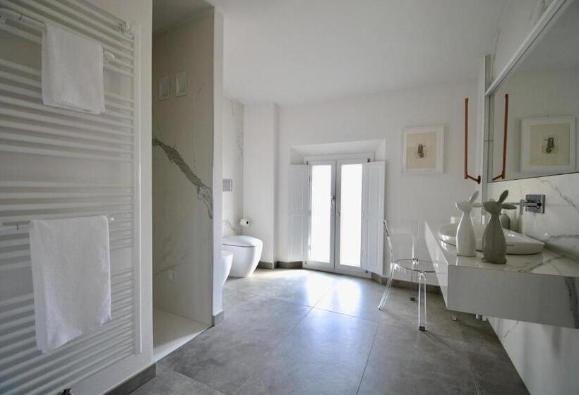 اتاق استاندارد, Rubiera Relais B&b