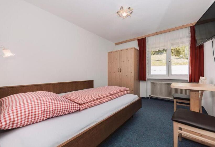 اتاق استاندارد یک نفره, Berghotel Bodenalpe